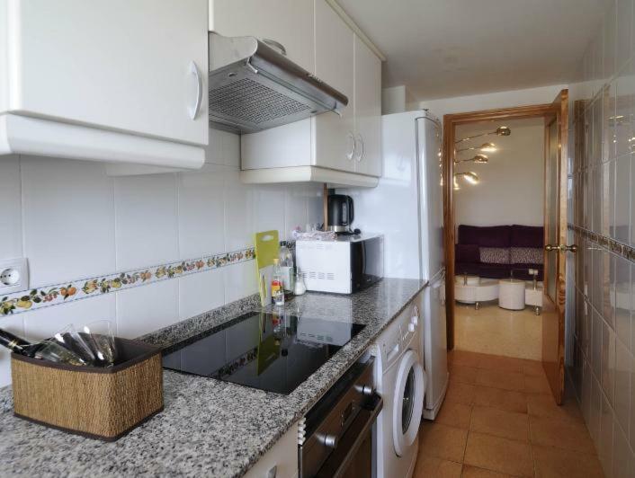 First Line Apartment Port Saplaya Exterior foto