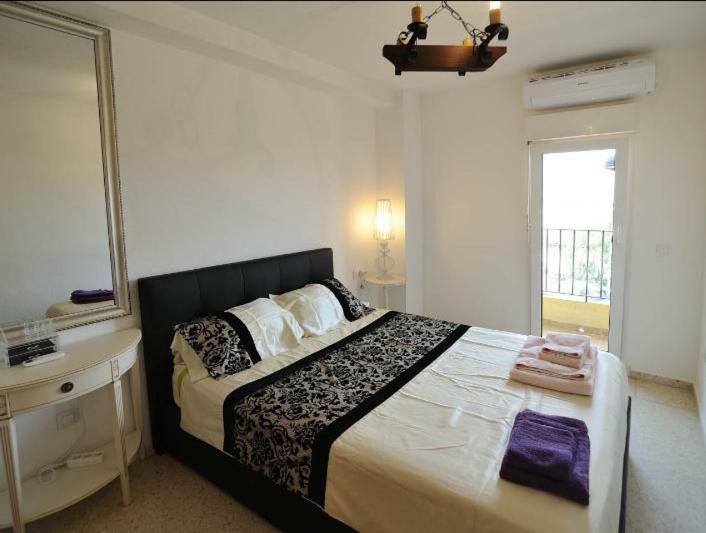 First Line Apartment Port Saplaya Exterior foto