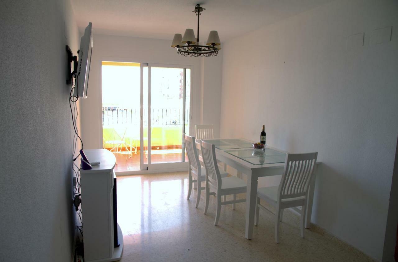 First Line Apartment Port Saplaya Exterior foto